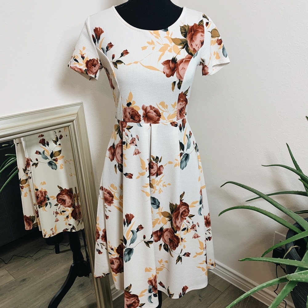 Boutique Floral Midi Dress